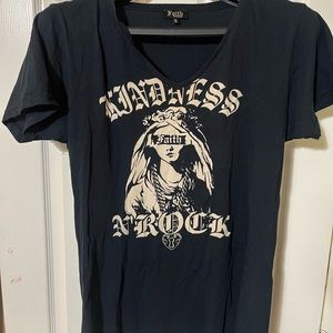 Faith V-Neck SZ:LG